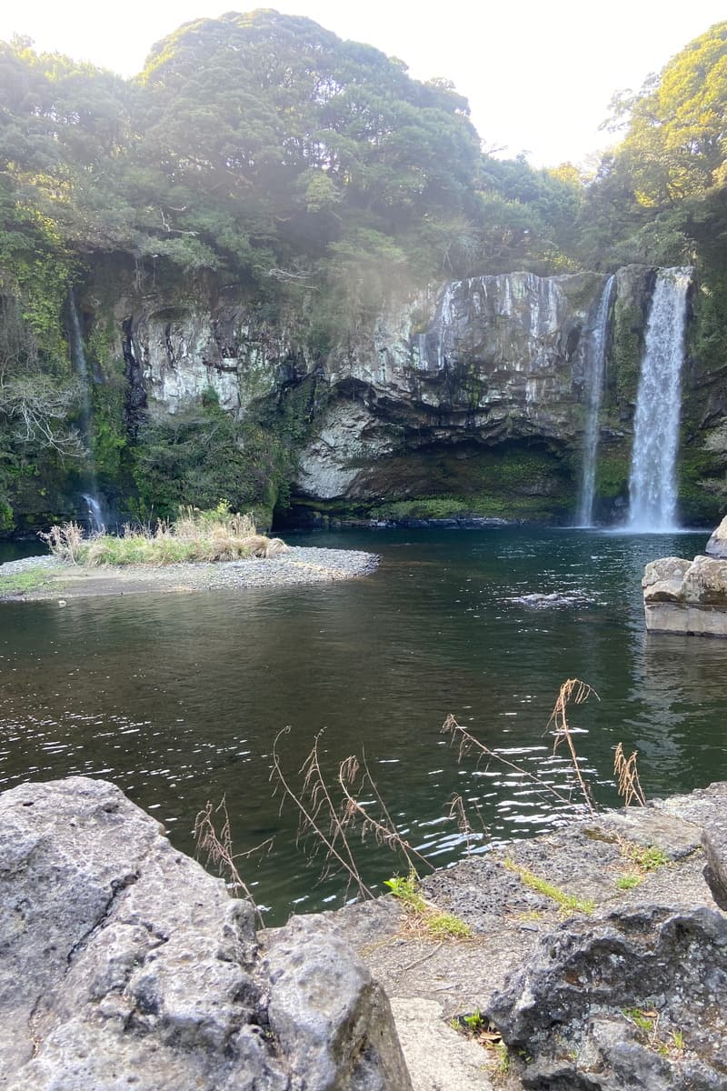 Cheonjiyeon Falls